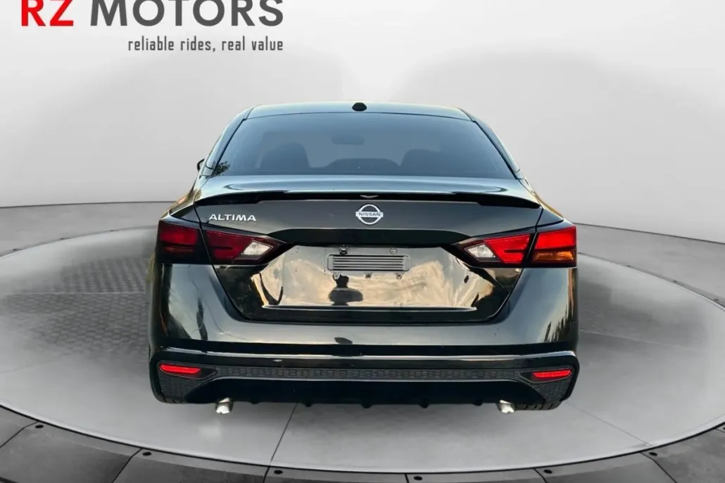 2020 Nissan Altima 2.5 photo 1