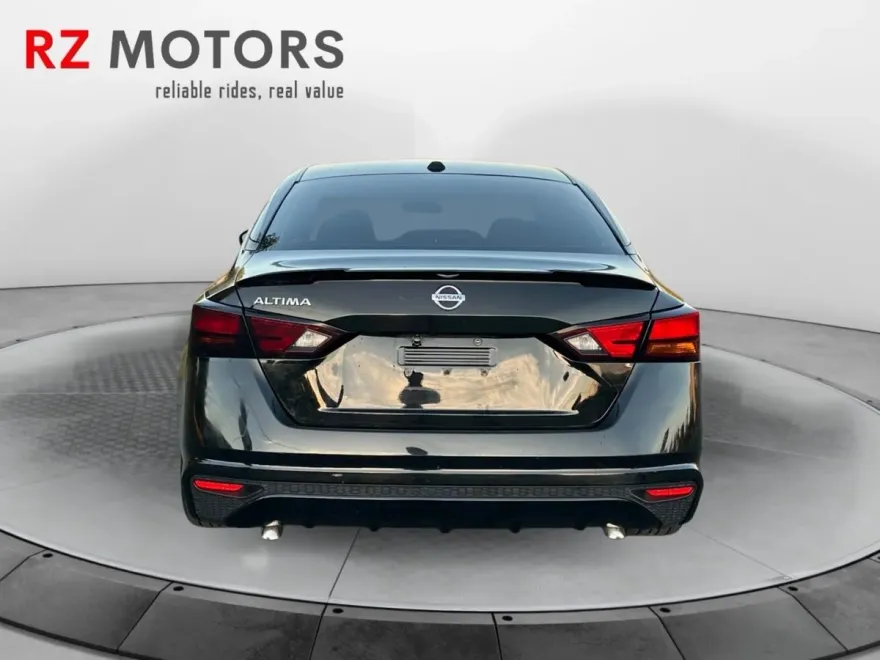 2020 Nissan Altima 2.5 photo 1