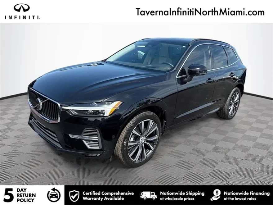 2022 Volvo XC60 B5 Momentum photo 1