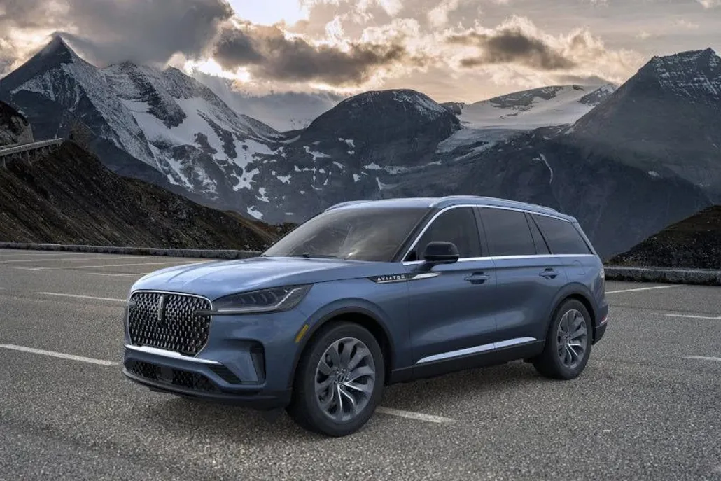 2025 Lincoln Aviator Premiere photo 1