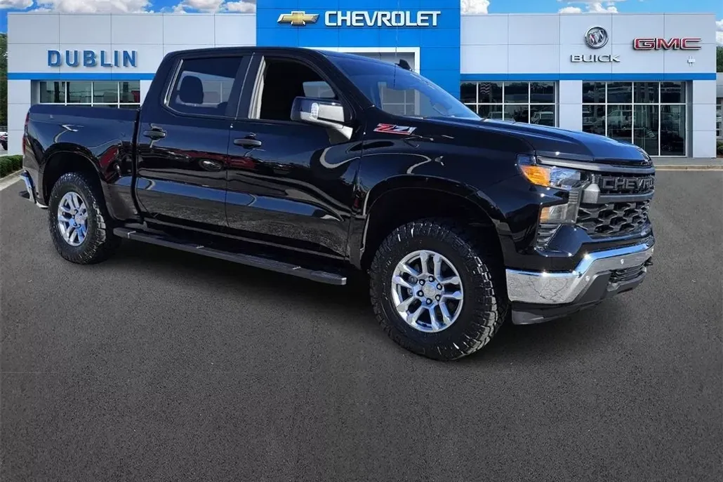 2025 Chevrolet Silverado 1500 photo 1