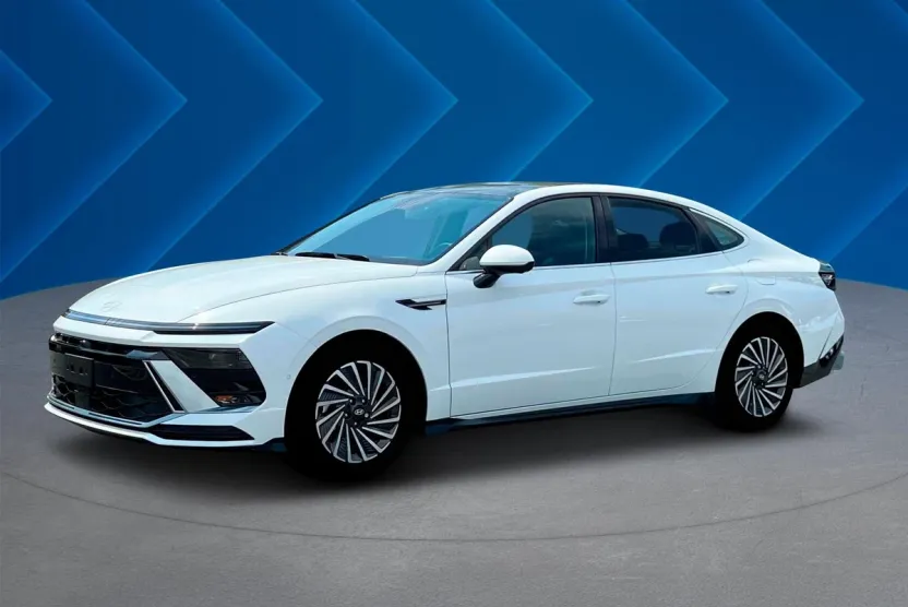 2025 Hyundai Sonata Hybrid Limited photo 1
