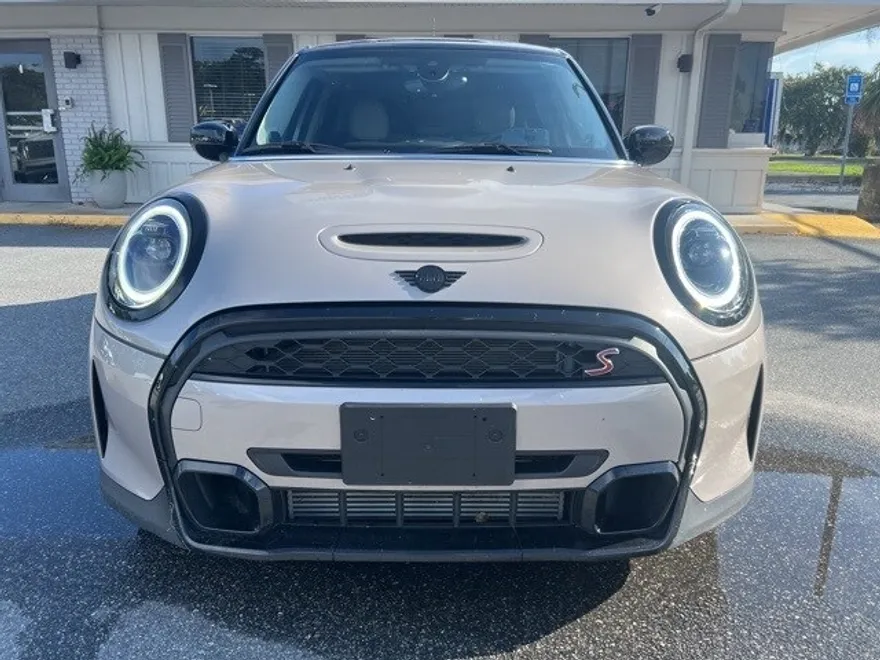 2022 Mini Cooper S Iconic photo 1