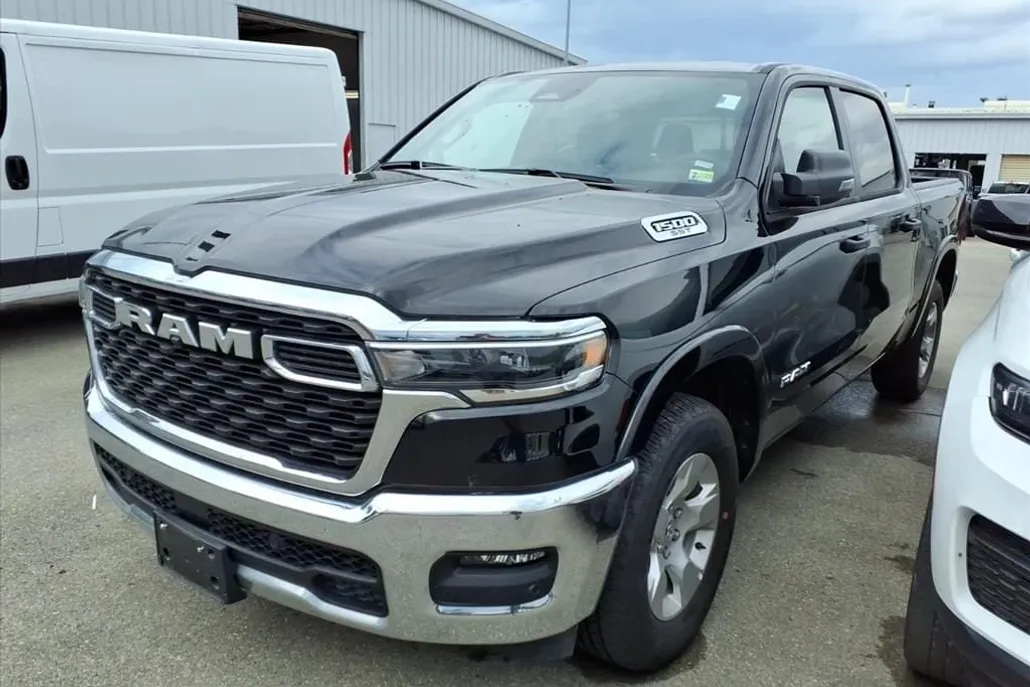 2025 Ram 1500 Big Horn photo 1