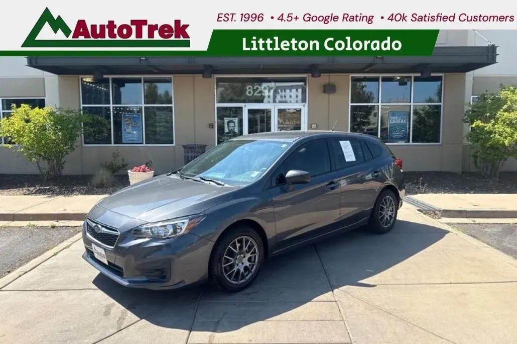 2019 Subaru Impreza 2.0i photo 1