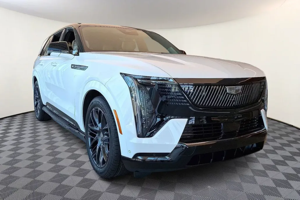 2025 Cadillac Escalade IQ Sport photo 1