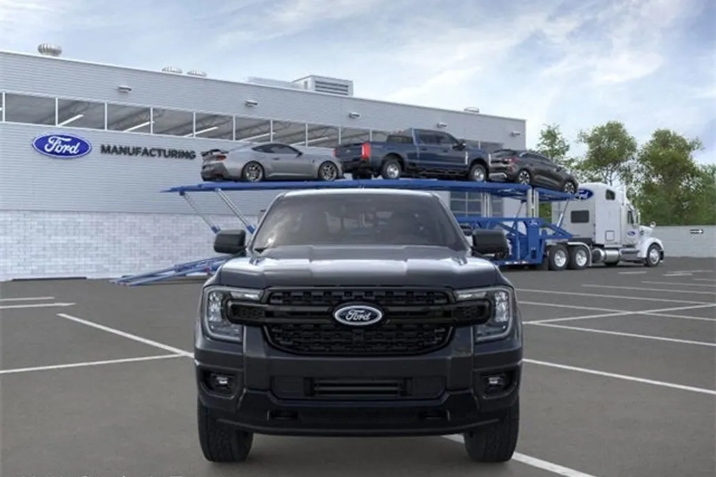 2025 Ford Ranger XLT photo 1