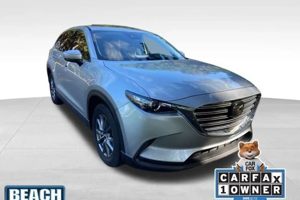 2023 Mazda CX-9 Touring photo 1