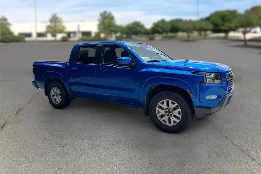 2024 Nissan Frontier SV photo 1