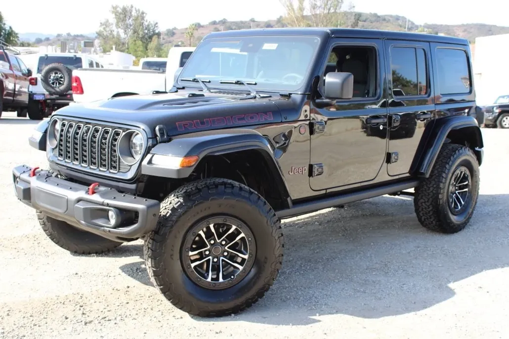 2025 Jeep Wrangler Rubicon X photo 1