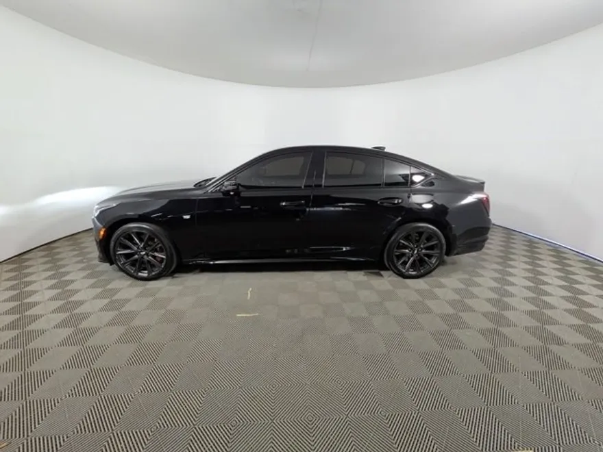 2022 Cadillac CT5 Sport photo 1