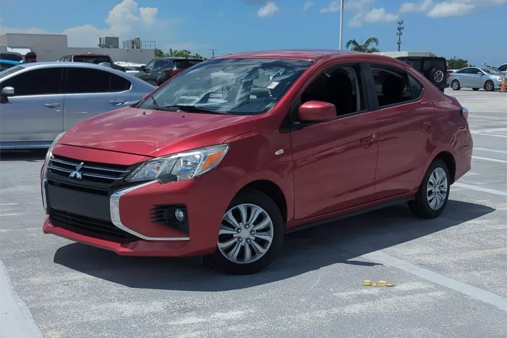 2022 Mitsubishi Mirage G4 ES photo 1