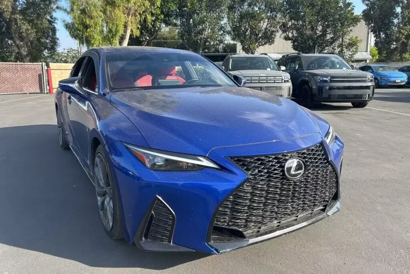 2023 Lexus IS F SPORT photo 1
