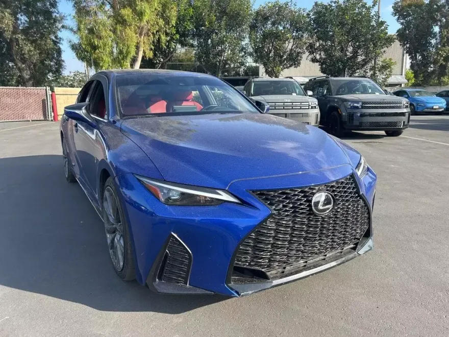 2023 Lexus IS F SPORT photo 1