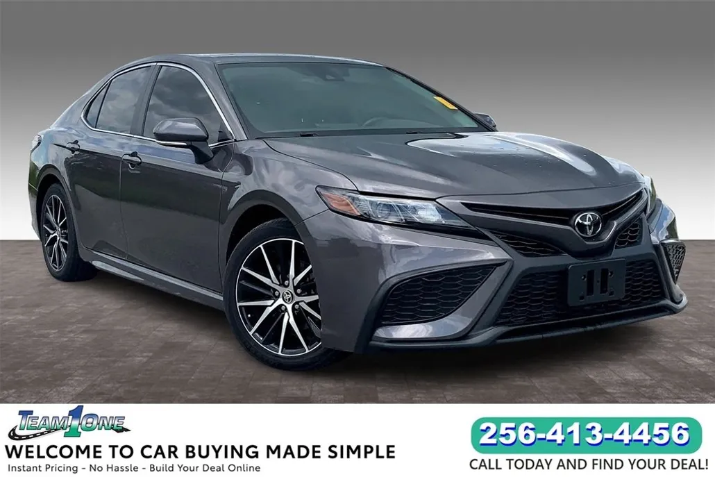 2023 Toyota Camry SE photo 1