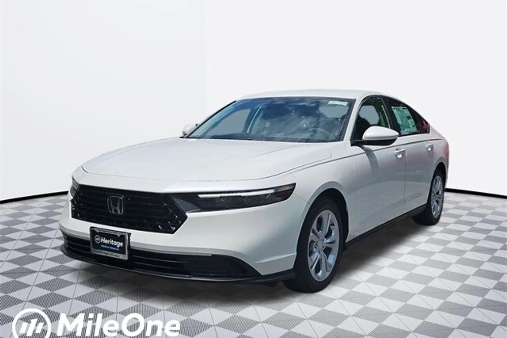 2025 Honda Accord LX photo 1