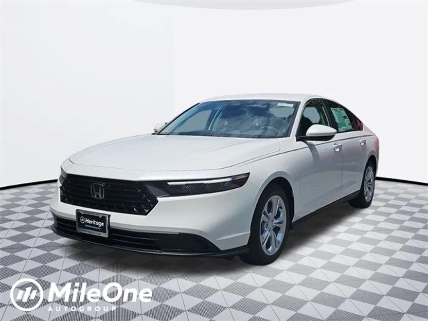 2025 Honda Accord LX photo 1