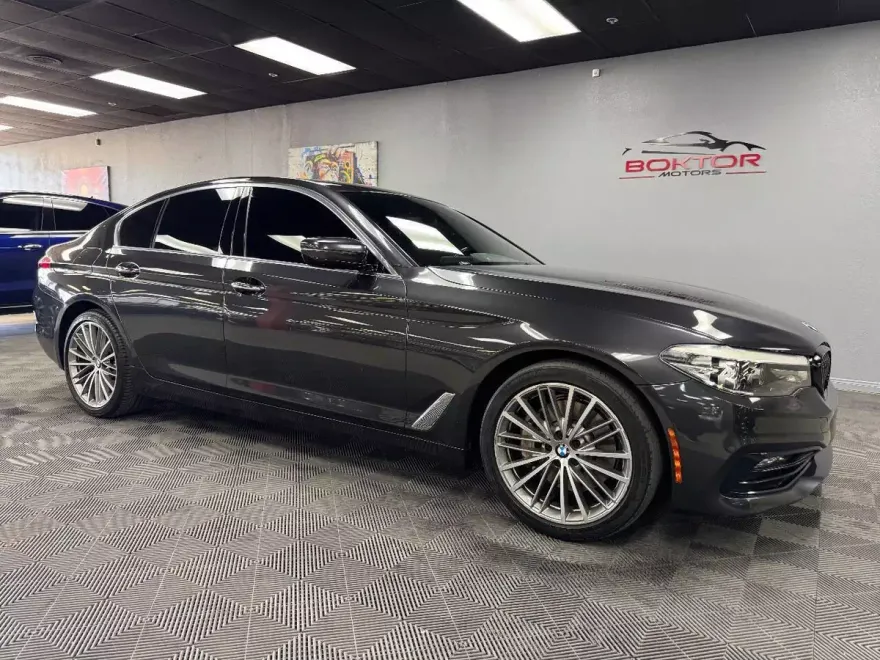 2017 Bmw 530i photo 1