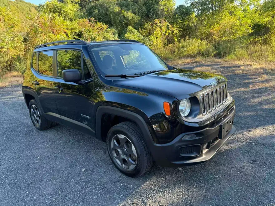 2016 Jeep Renegade Sport photo 1