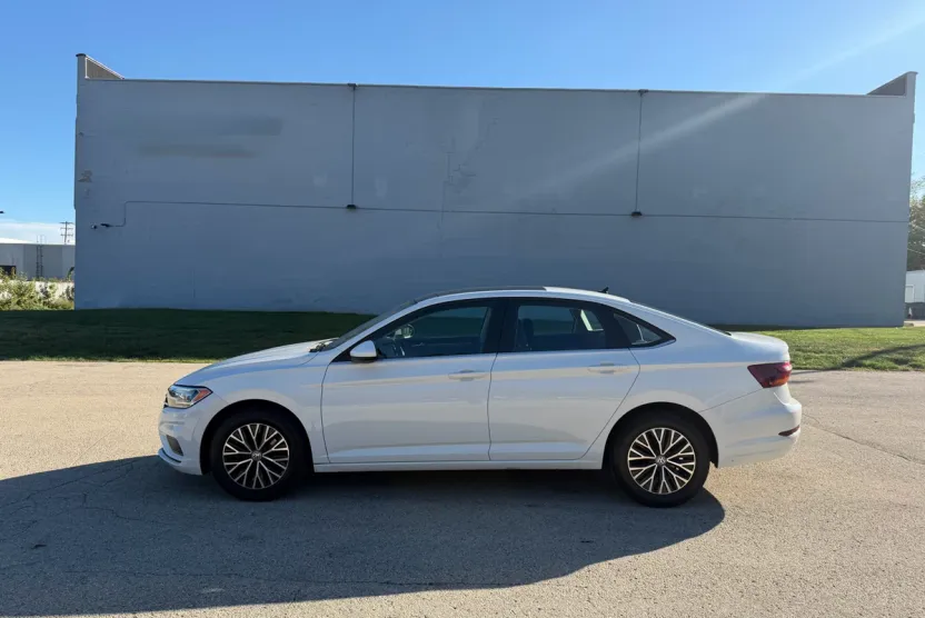 2019 Volkswagen Jetta 1.4T SE photo 1