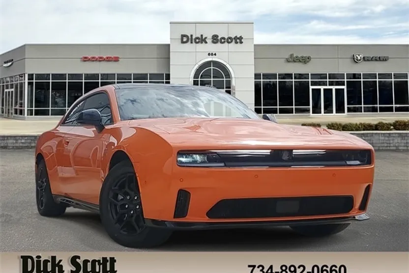 2025 Dodge Charger R/T photo 1