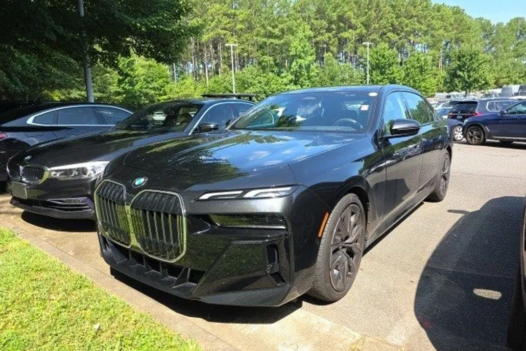 2025 Bmw 740i xDrive photo 1