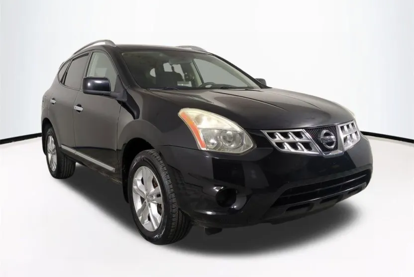 2012 Nissan Rogue SV photo 1