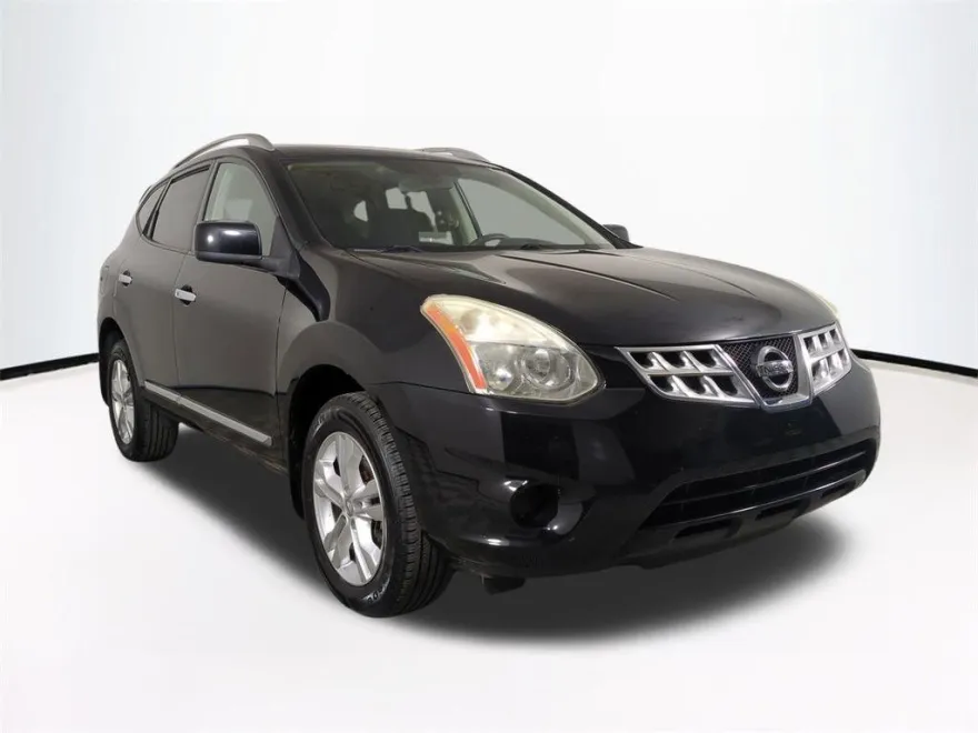 2012 Nissan Rogue SV photo 1