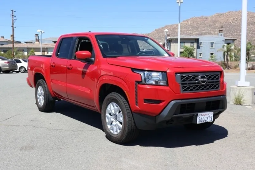 2022 Nissan Frontier SV photo 1