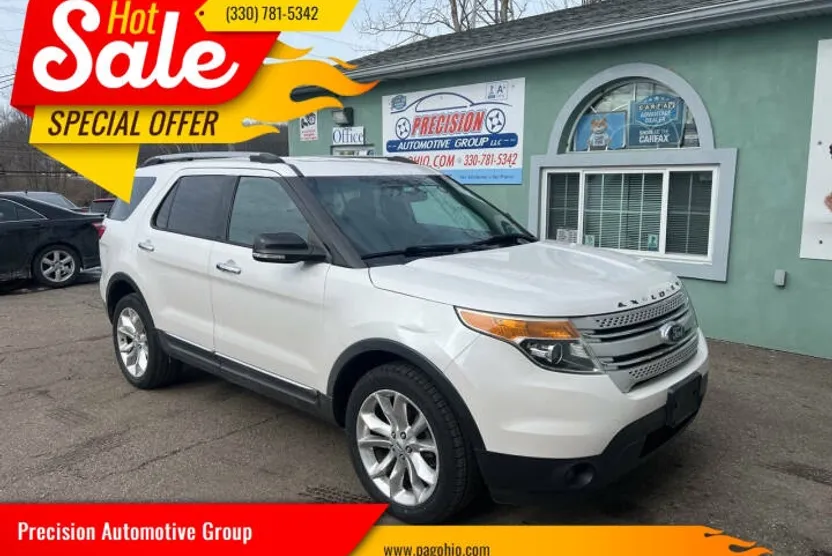 2013 Ford Explorer XLT photo 1