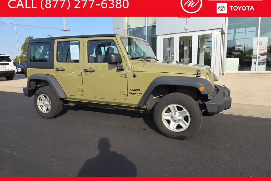 2013 Jeep Wrangler Unlimited Sport photo 1