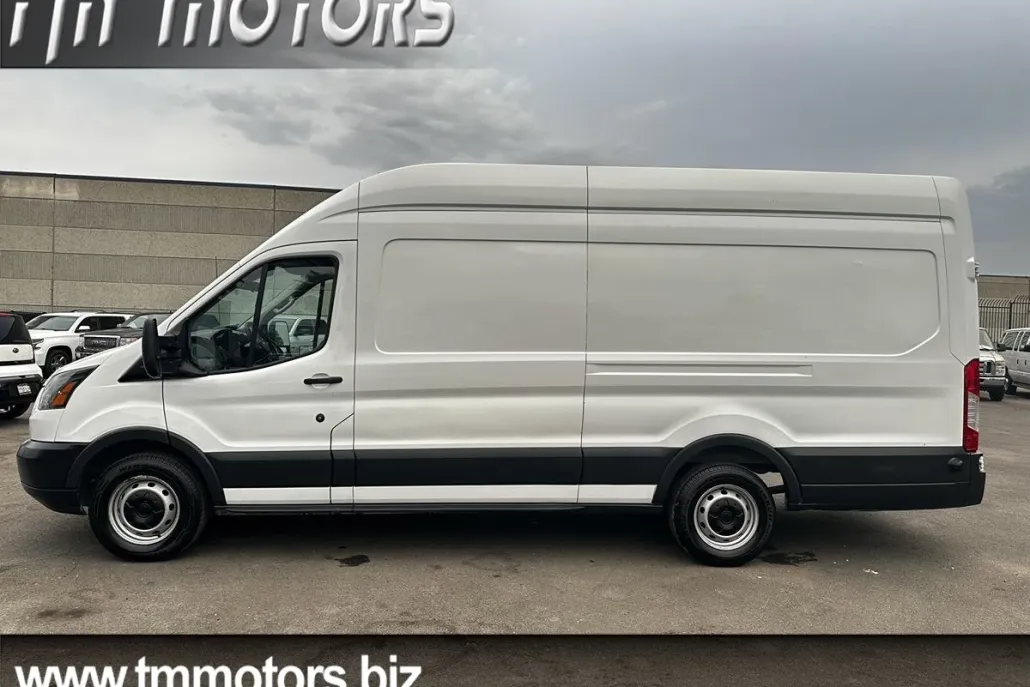 2017 Ford Transit Van photo 1