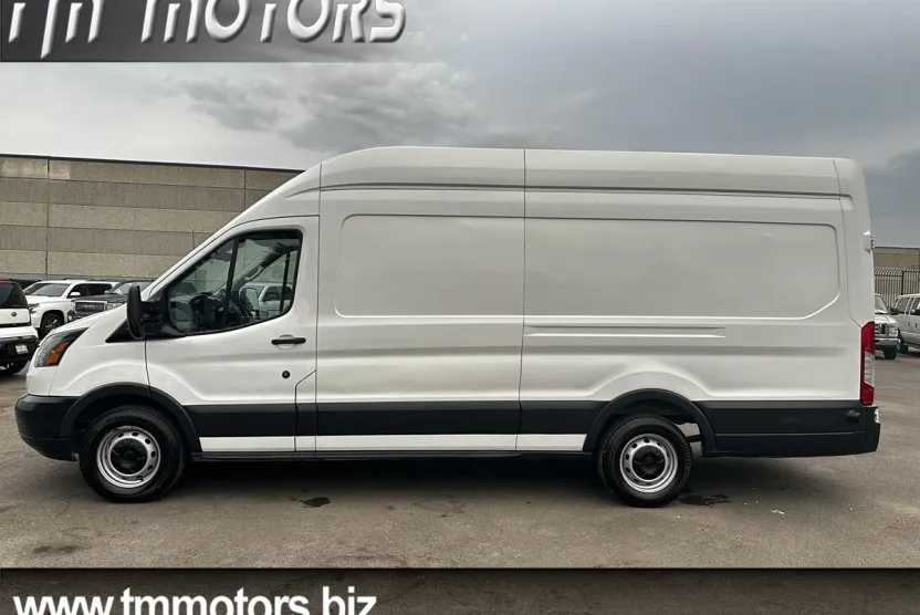 2017 Ford Transit Van photo 1