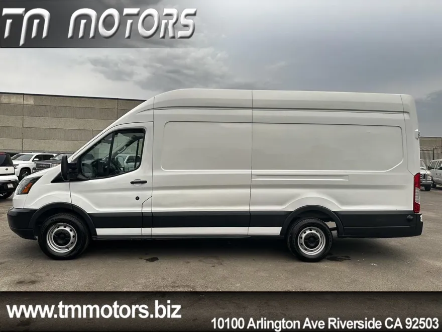 2017 Ford Transit Van photo 1