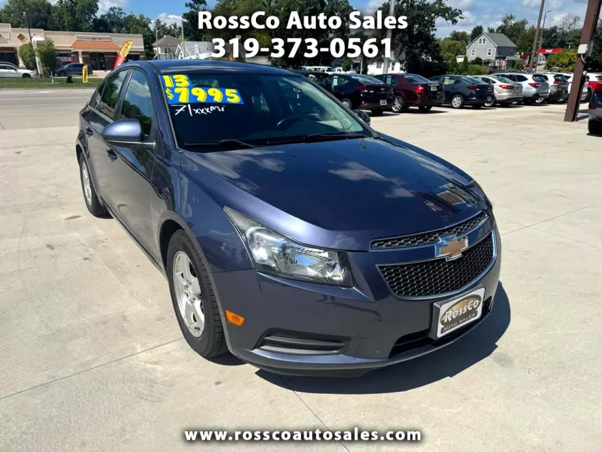 2013 Chevrolet Cruze photo 1