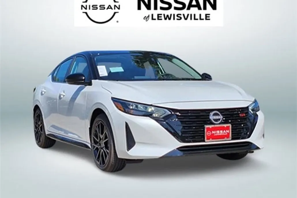 2025 Nissan Sentra SR photo 1