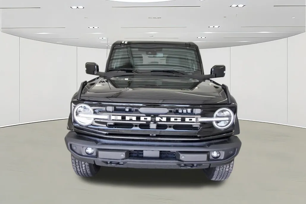 2025 Ford Bronco Outer Banks photo 1