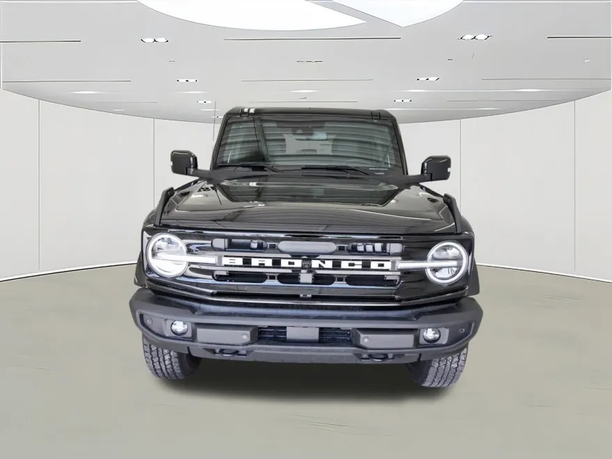 2025 Ford Bronco Outer Banks photo 1