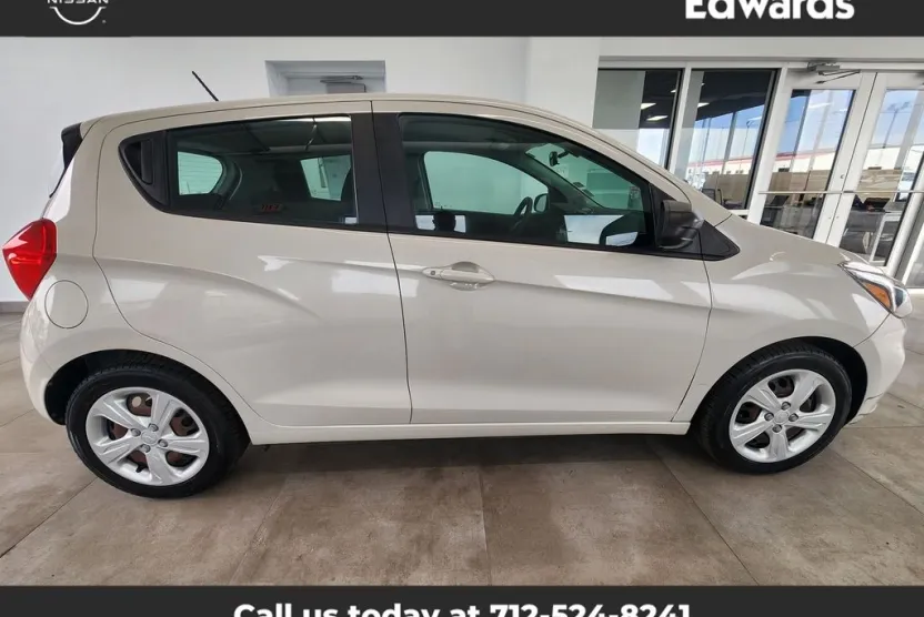 2020 Chevrolet Spark LS photo 1