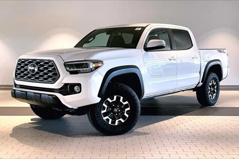 2023 Toyota Tacoma TRD Double Cab V6 photo 1