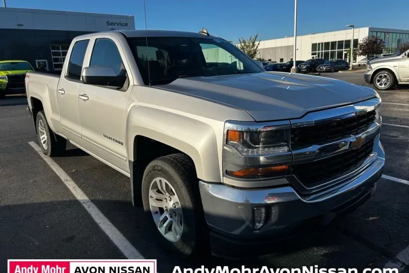 2017 Chevrolet Silverado 1500 LT1 photo 1