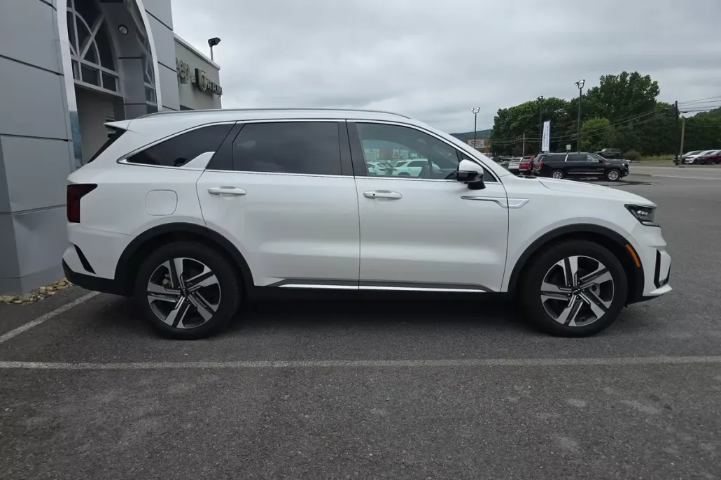 2023 Kia Sorento Plug-In Hybrid SX Prestige photo 1