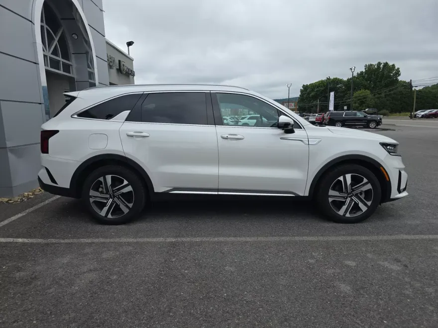 2023 Kia Sorento Plug-In Hybrid SX Prestige photo 1