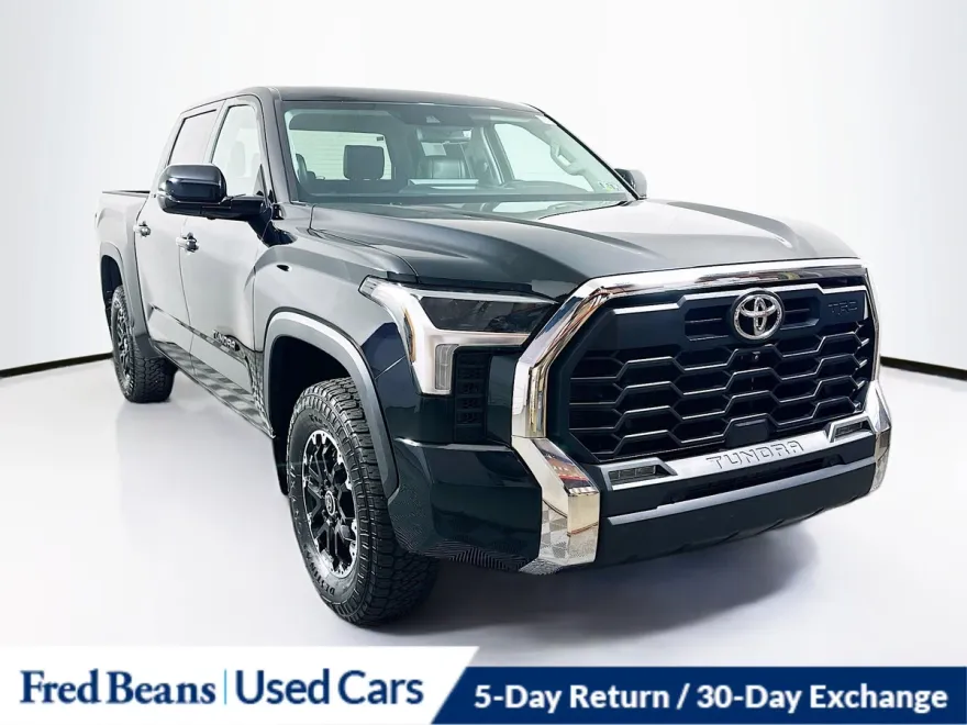 2022 Toyota Tundra SR5 photo 1