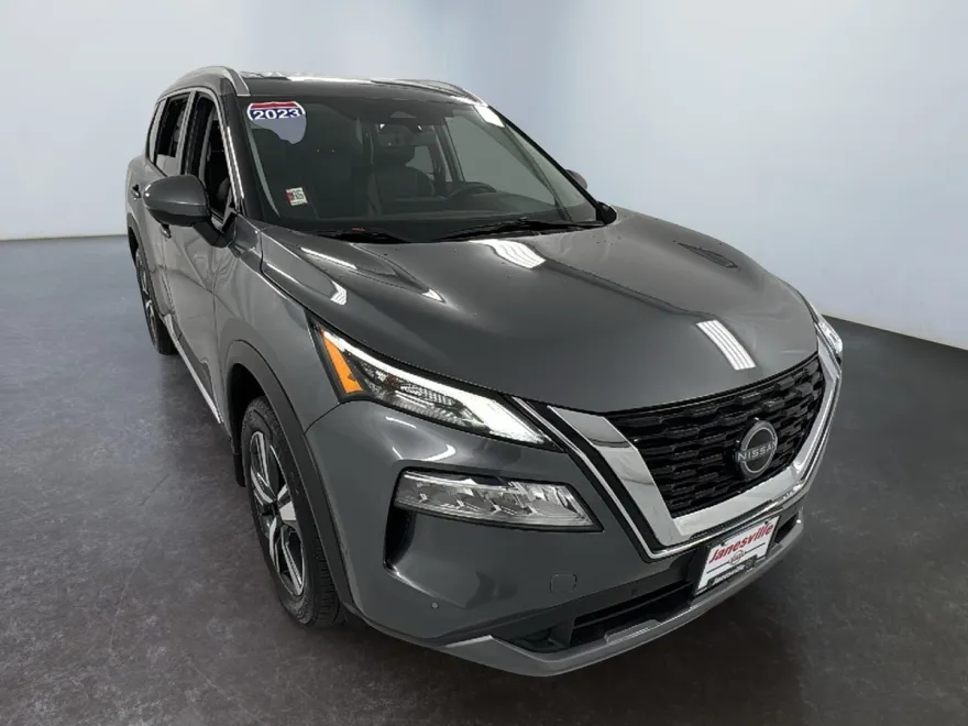 2023 Nissan Rogue SL photo 1
