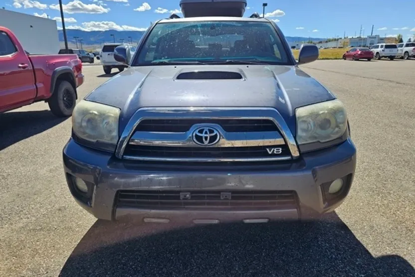 2006 Toyota 4Runner SR5 Sport photo 1
