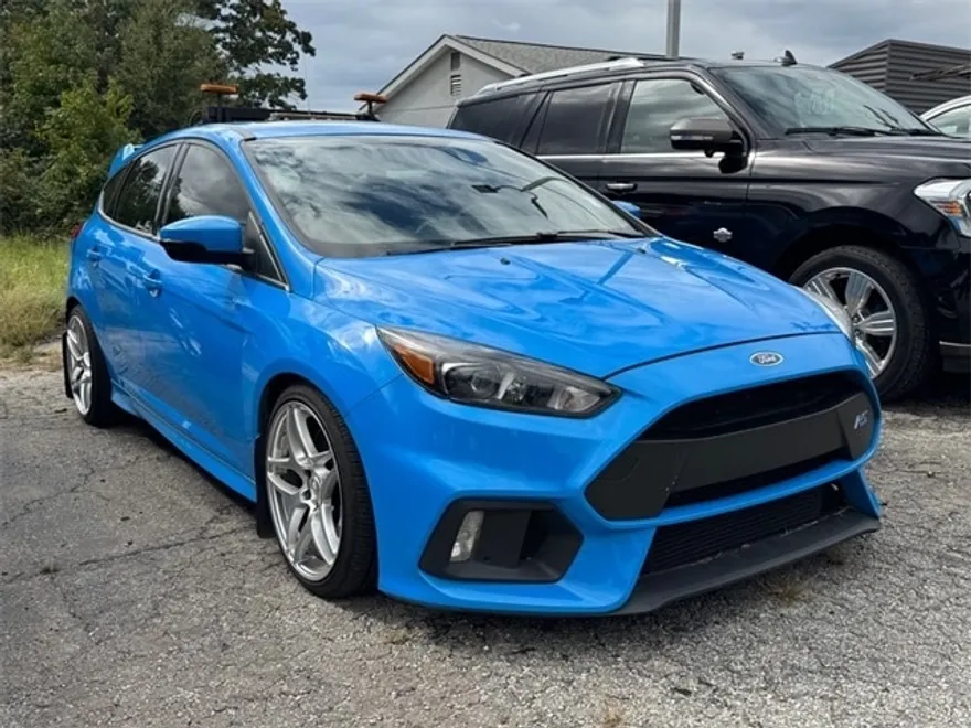 2017 Ford Focus RS photo 1