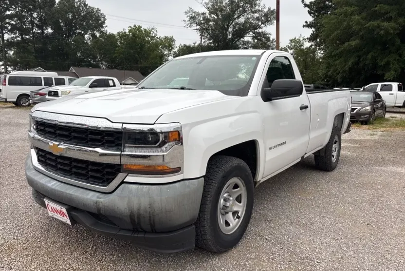 2018 Chevrolet Silverado 1500 photo 1