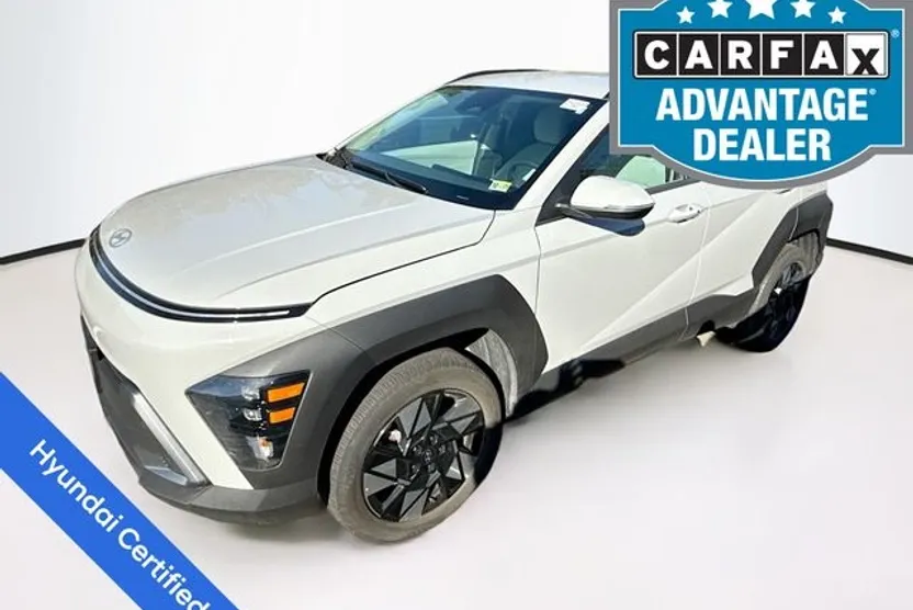 2025 Hyundai Kona SEL photo 1