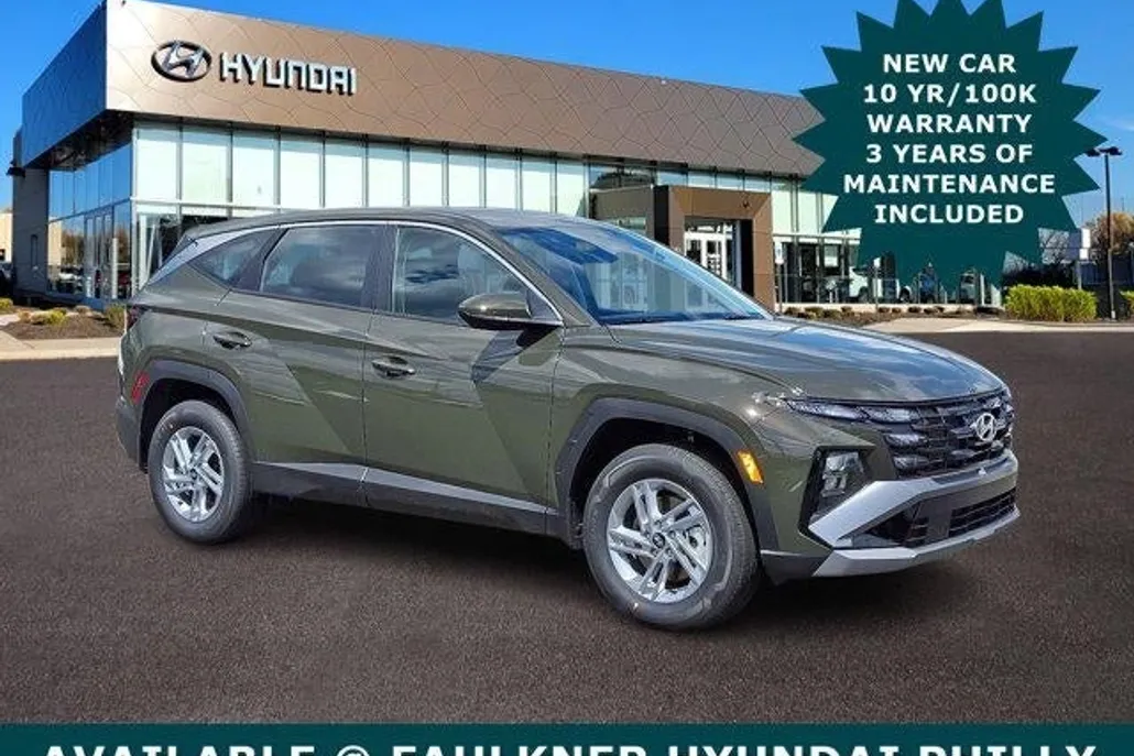 2025 Hyundai Tucson SE photo 1